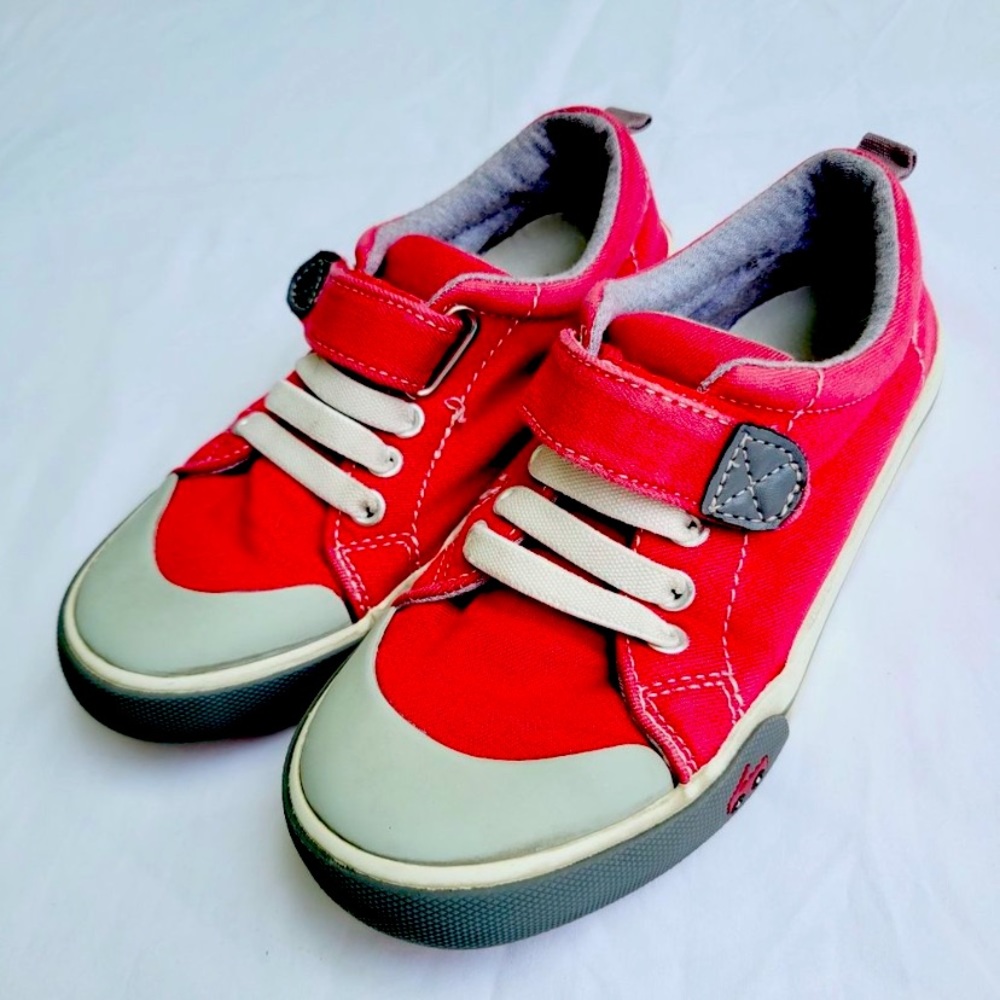 See Kai Run Kid's Red/Gray Stevie Hook & Loop Sneaker - size 1 Youth